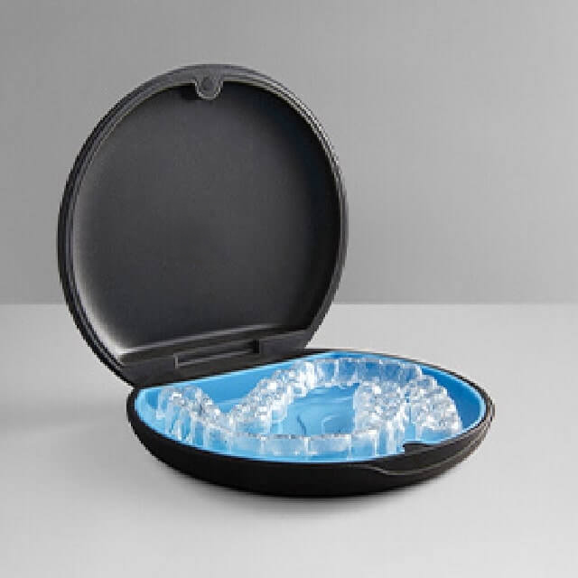 マウスピース型矯正装置の写真